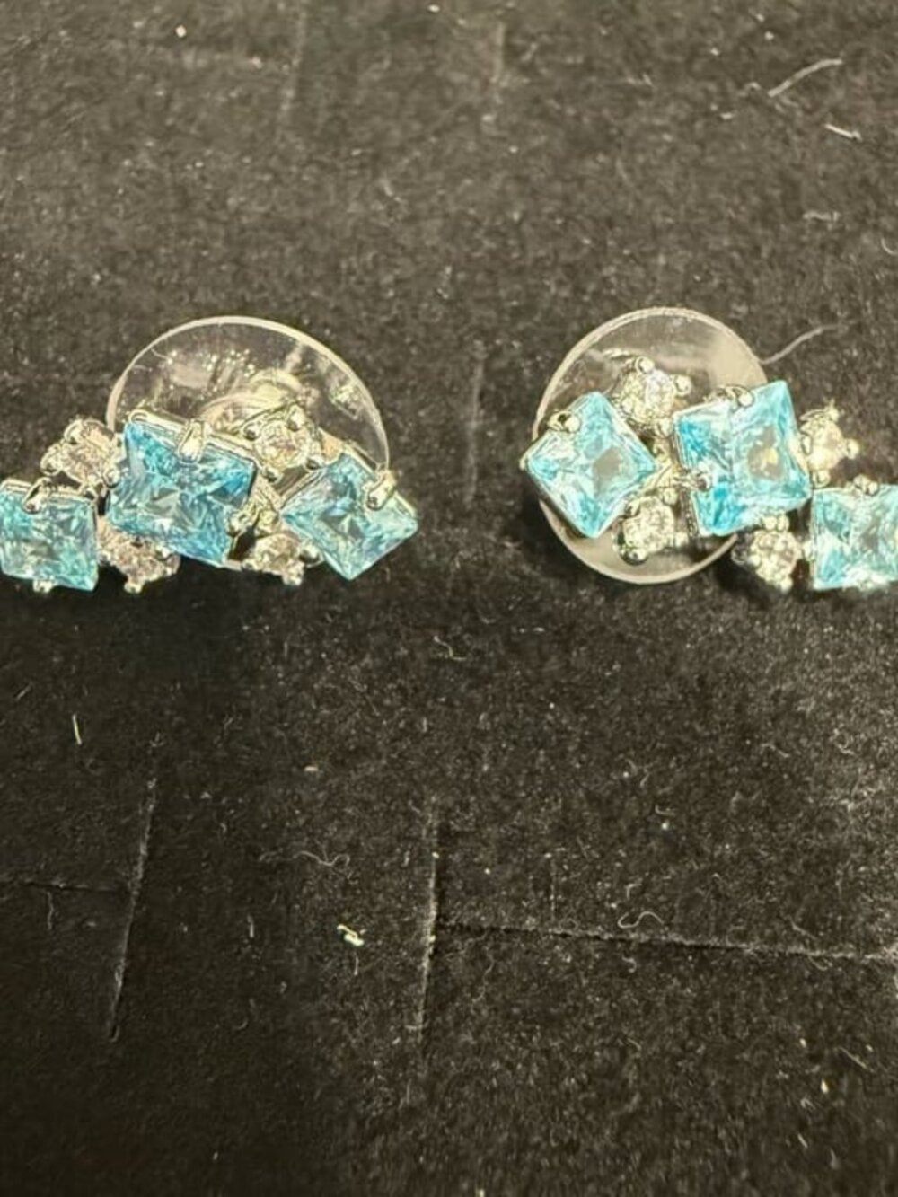 Earrings Bomb Party Lik